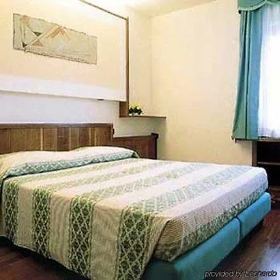 Hotel Carlo Felice