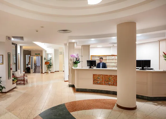 Hotel Carlo Felice