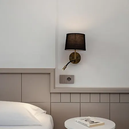 Szálloda Carlo Felice 4*