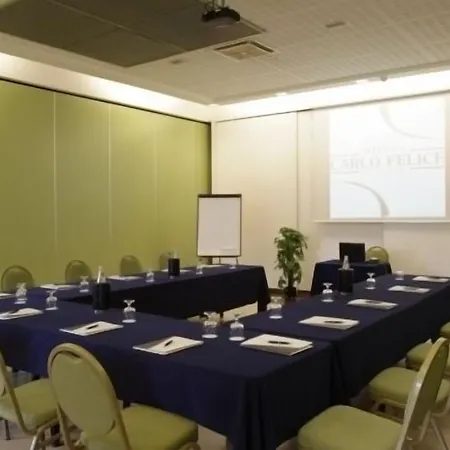 فندق Carlo Felice 4*
