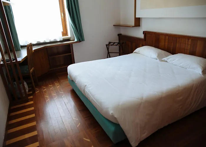 Szálloda Carlo Felice