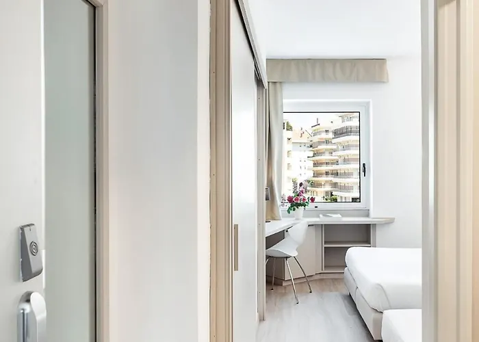 Carlo Felice Szálloda 4*