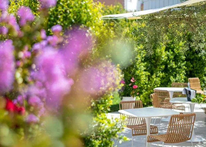 Carlo Felice Hotel