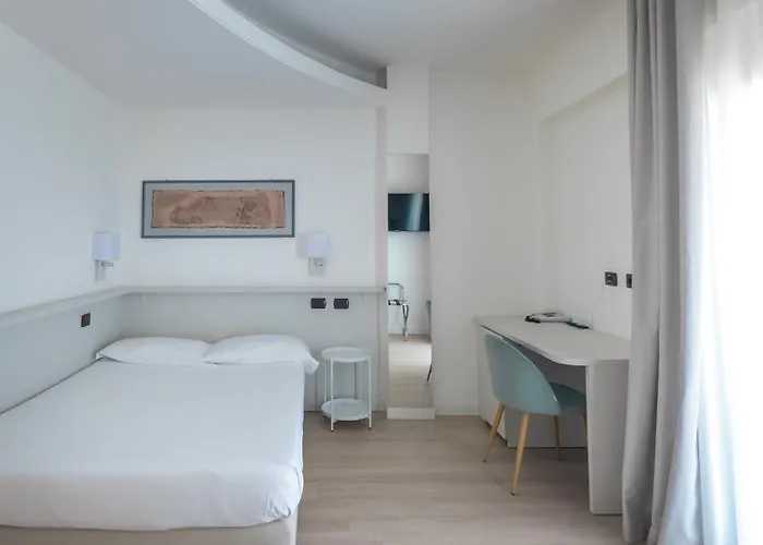 Carlo Felice 4* Σάσαρι